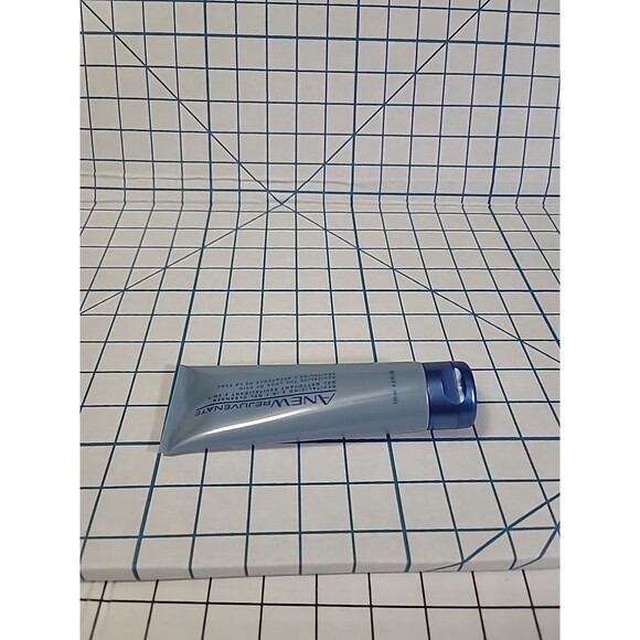 Avon Anew Rejuvenate Revitalizing 2-in-1 Gel Cleanser, 4.2 fl oz, NOS NIP - Picture 5 of 6